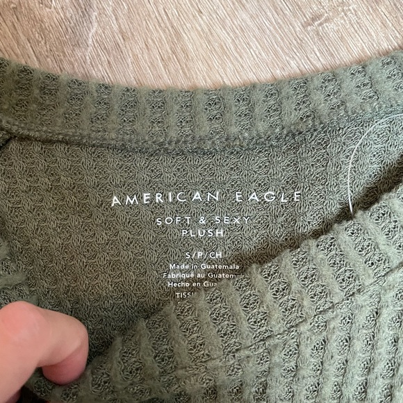 American Eagle waffle knit soft & sexy plush top - Picture 2 of 4